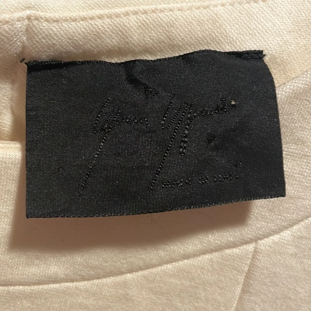 Woman’s dress - Picture 3 of 3